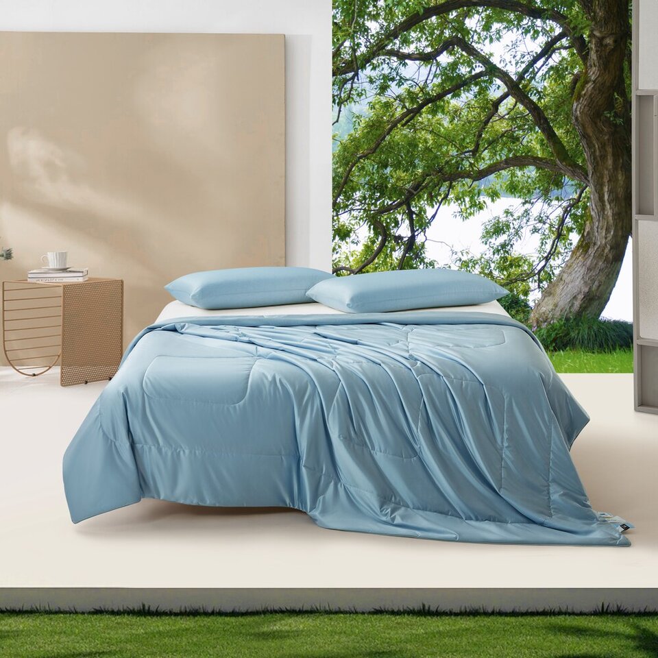 cooling-summer-quilt-blue-260618084804