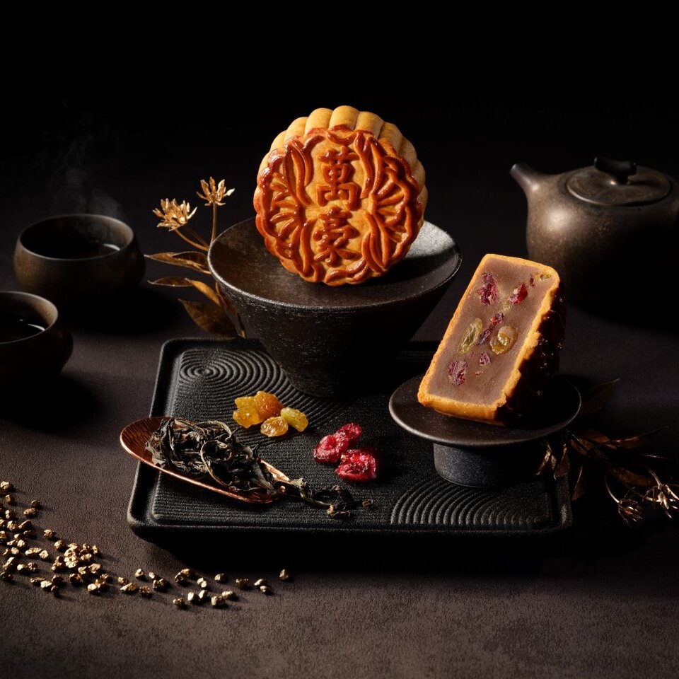 da-hong-pao-tea-with-cranberries-and-golden-raisins-260721115541