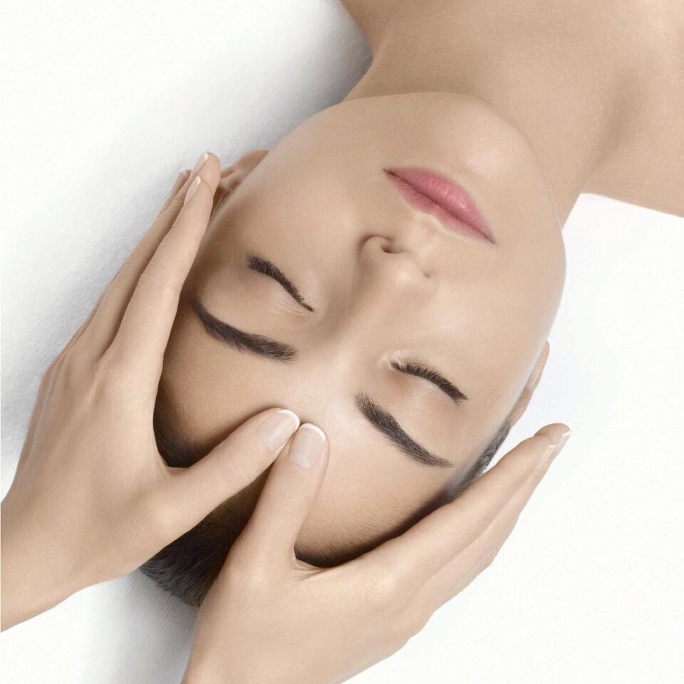 lancome-beauty-institute-youthful-radiance-facial-service-90-min-260817102627