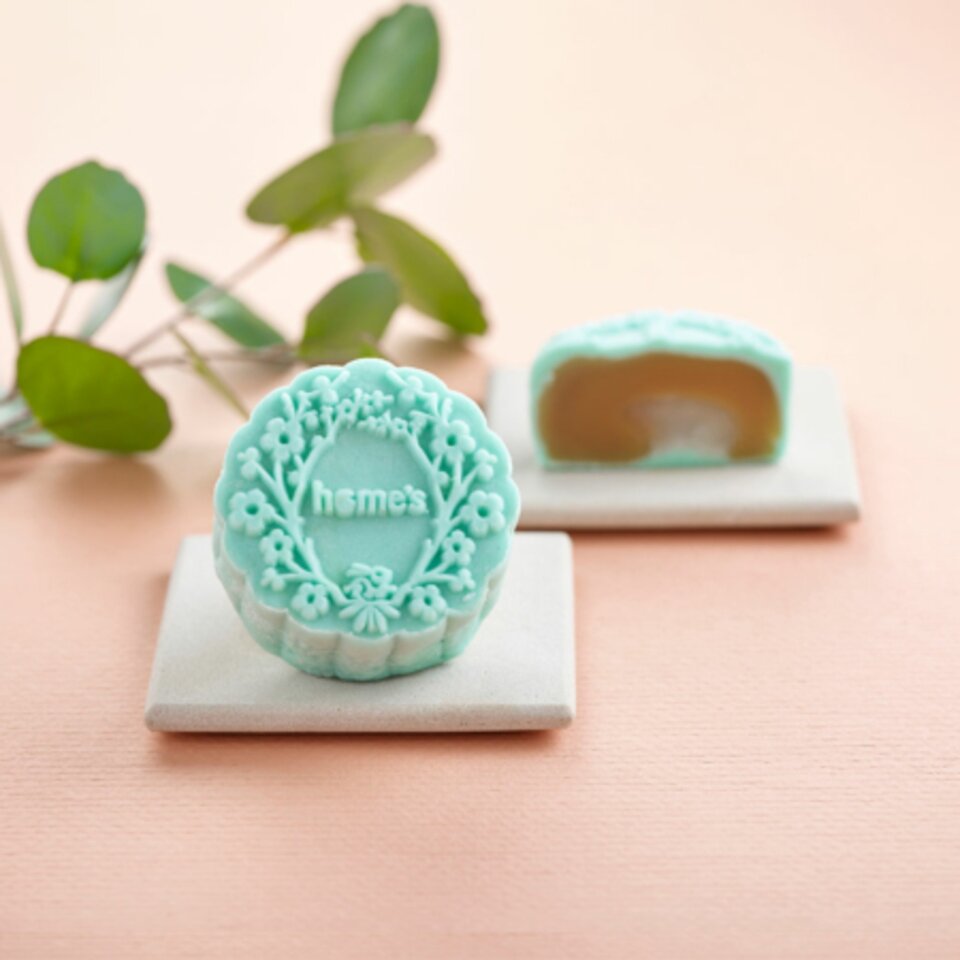 snowskin-lychee-blossom-with-hokkaido-milk-mooncake-260722053559